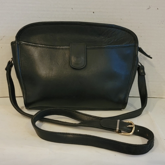 VINTAGE COACH BLACK LEATHER CROSSBODY HANDBAG - Picture 1 of 8